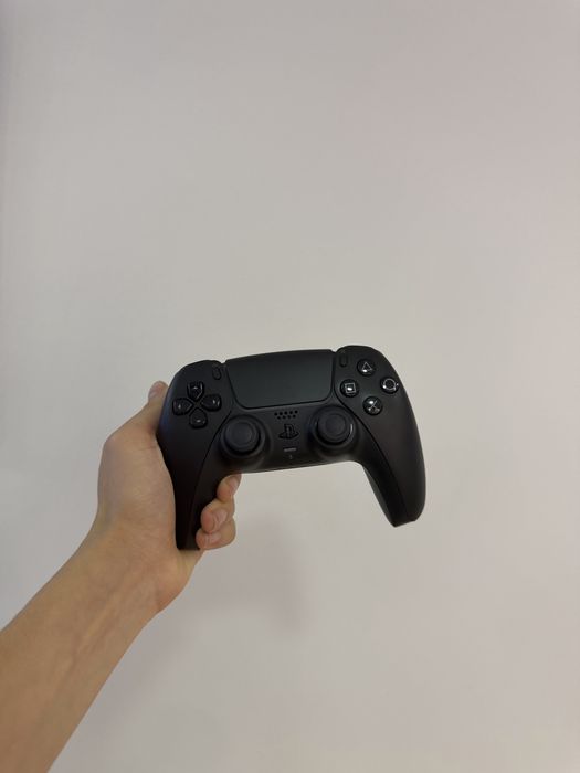 Продам dualsense на ps5