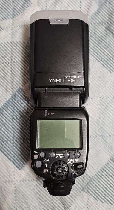 Blitz yongnuo pentru Canon