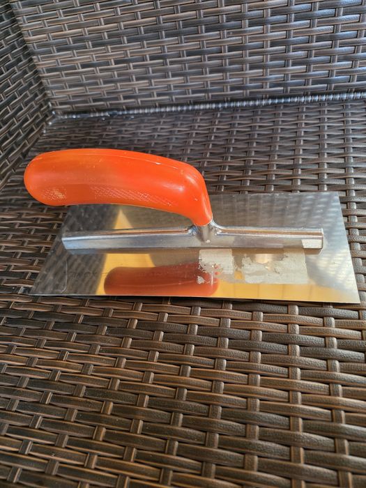 Gletiera inox pentru rigips curbata