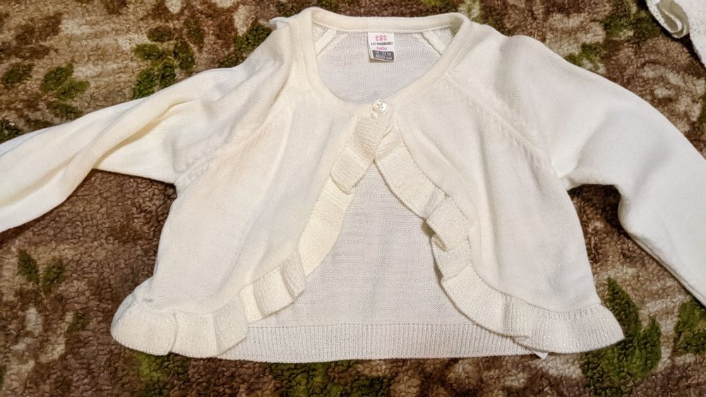 Продам платья на девочку