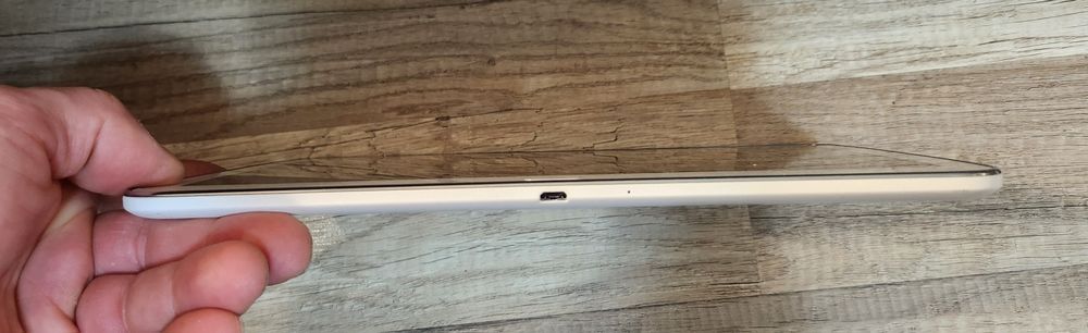 Таблет Samsung Galaxy Tab 4 (SM-T535)