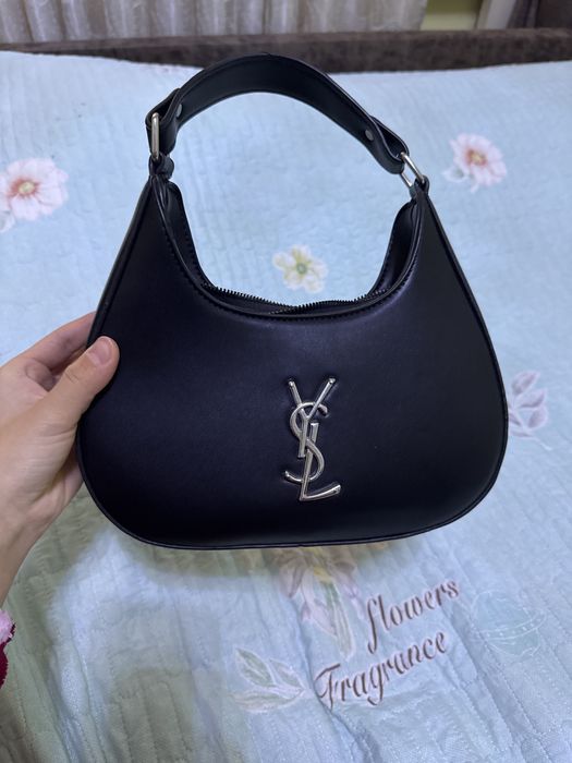 Сумка из кожи есть дополнительный ремешок