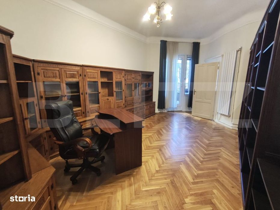 De inchiriat apartament lux zona ultracentrala cu garaj si loc de parc