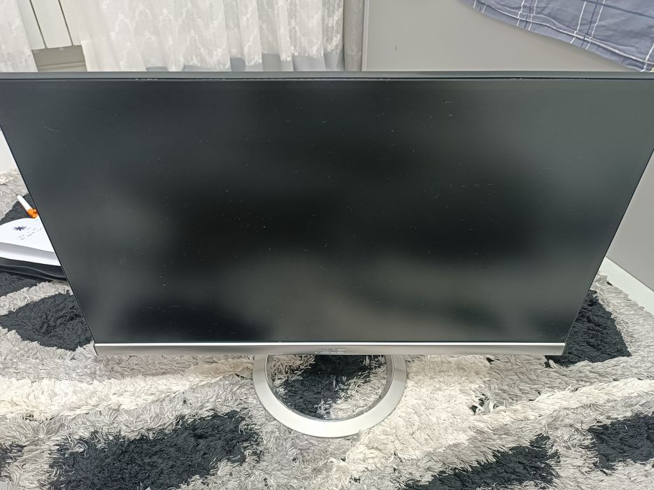 Монитор от компании ASUS