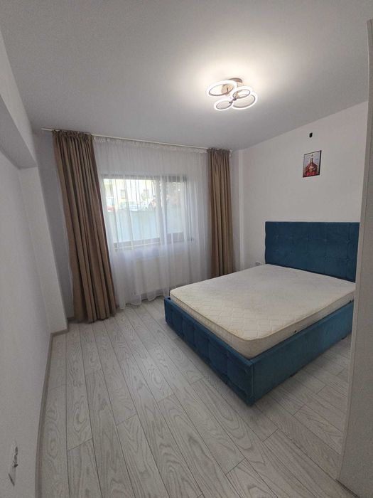 inchiriez apartament cu 2 camere in Complex Bucium Confort