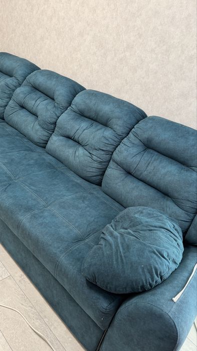 Продам диван 3,2метра