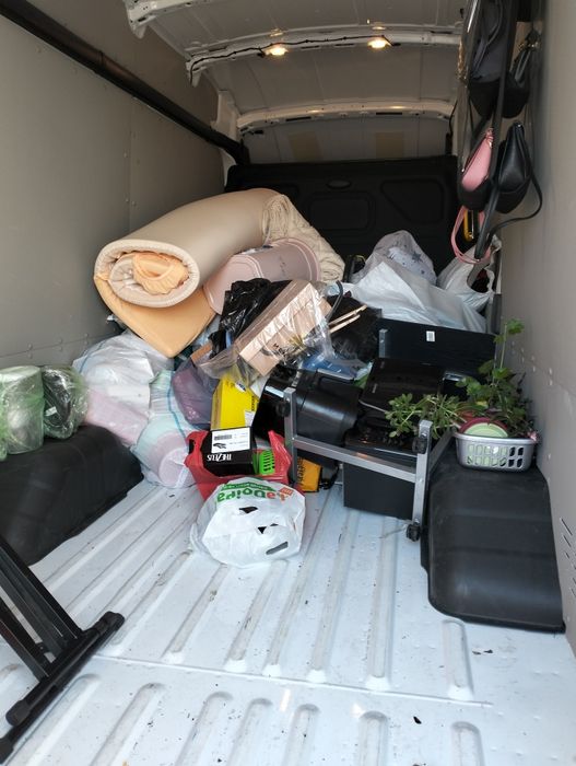 Servici complete debarasari demolari in apartamente