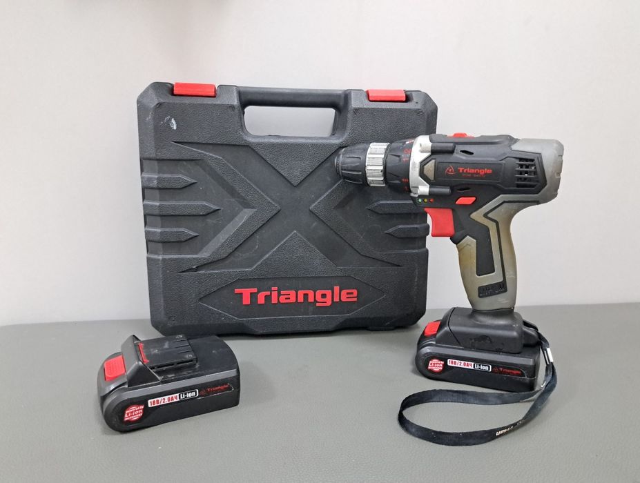 Шуруповерт батарейочный