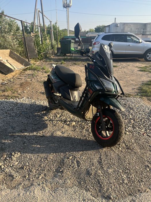 Скутер samyrai 180