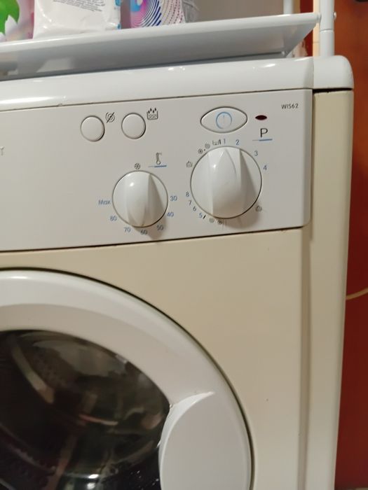 Продам стиральную машину
