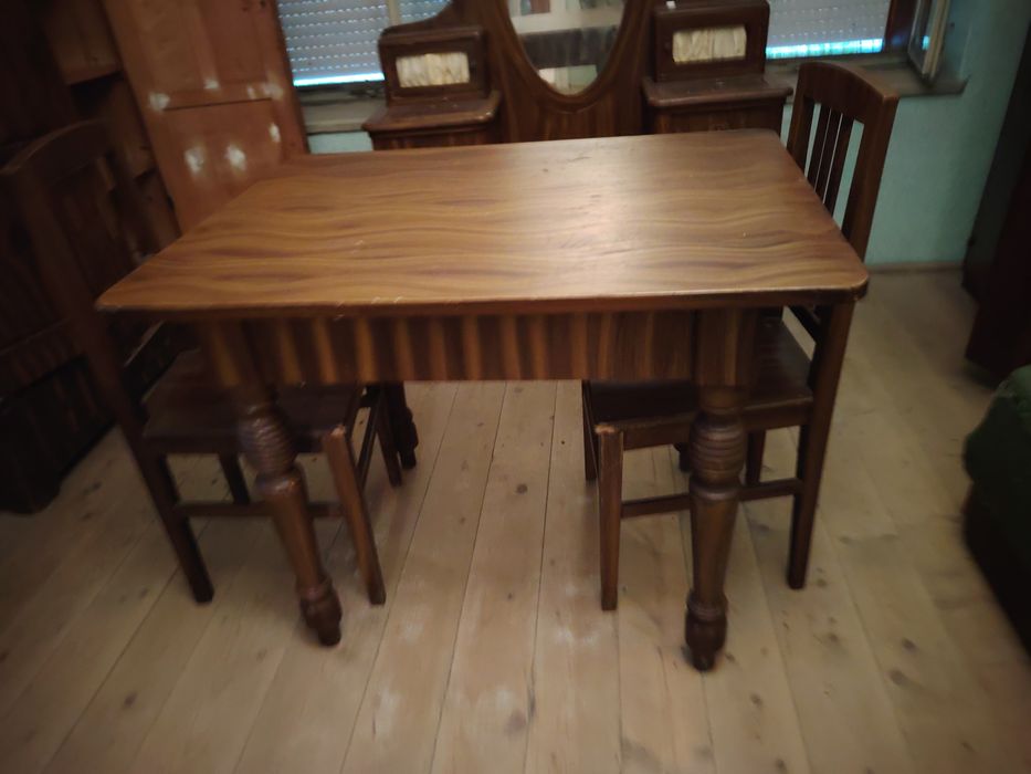 Set Mobilier Vintage / Interbelic din Lemn Masiv cu Furnir de Nuc