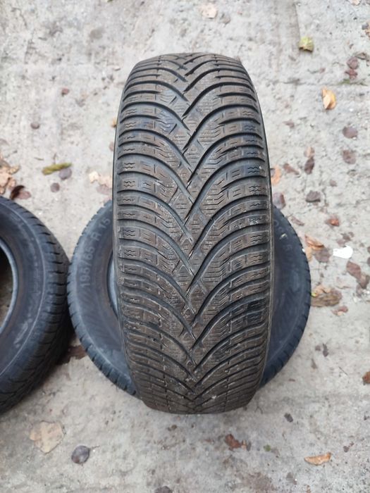 2 бр. 195/65/15 зимни гуми BFGoodrich