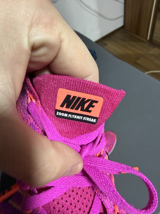 Nike flyknit streak