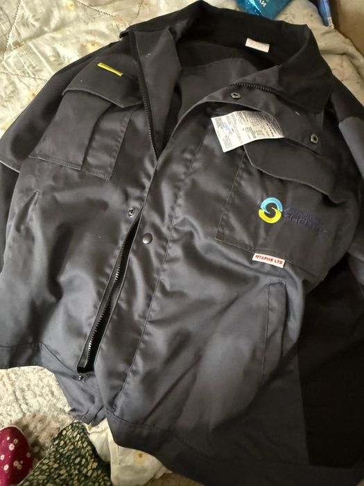 Продам спецовку новый