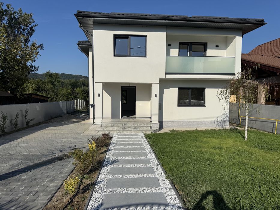 CASĂ DE VÂNZARE ÎN BUJORENI – Constructie  Noua 2026