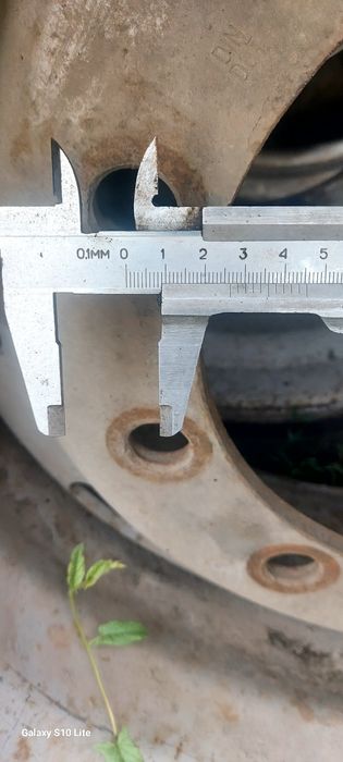 385/55/22,5 диск шина