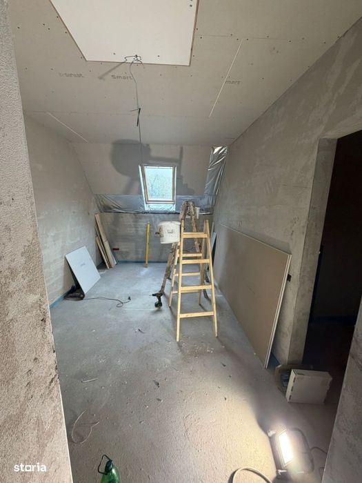 Casa individuala, 6 camere, 200mp, teren 800mp, zona Feleacu