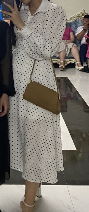 Вечернее платье горошек