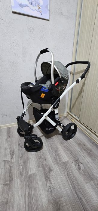 Продаётся коляска (Shen ma 3 в 1)