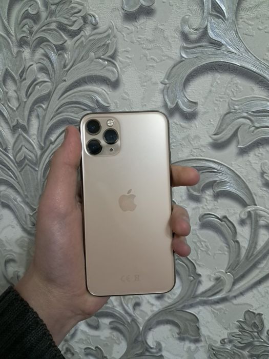 Айфон 11 про Gold