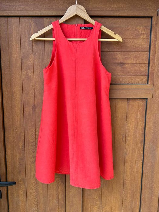 Мини рокля от ленена смес Zara