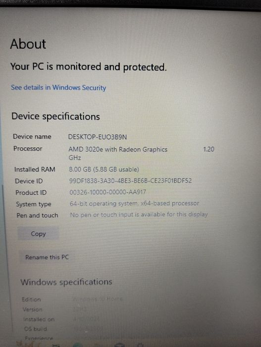 Laptop in foarte buna stare de funcționare
