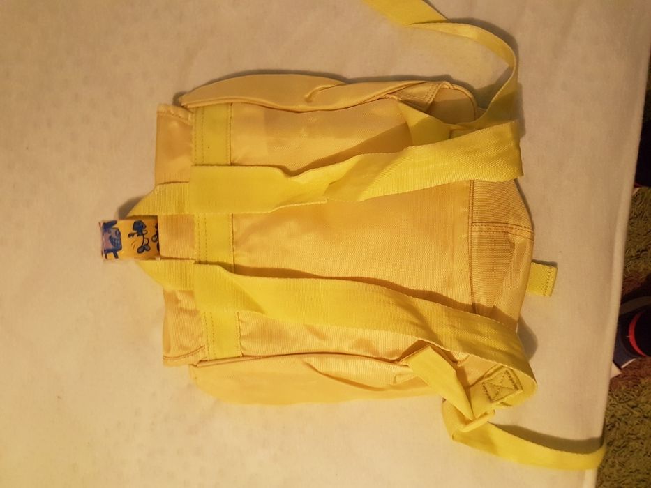 Детска раничка на Benetton