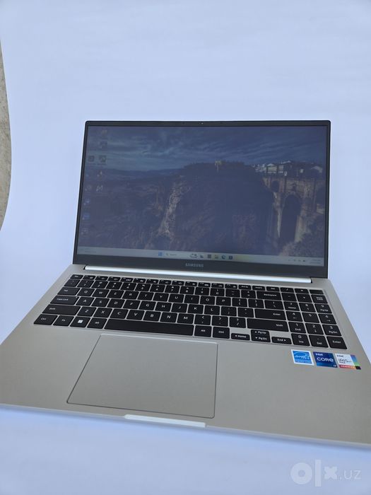 Samsung Galaxy Book NP750TDA i7 16/512gb