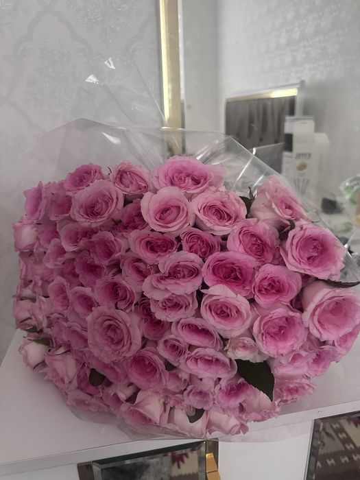 51Цветы букеты гулдеr revel