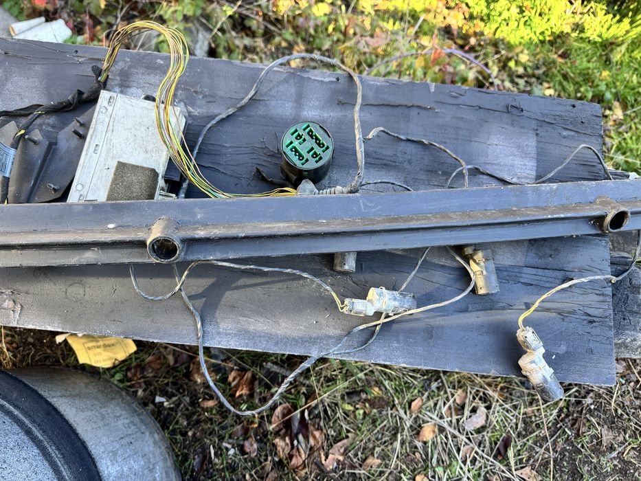 Бмв е46 части преди фейс