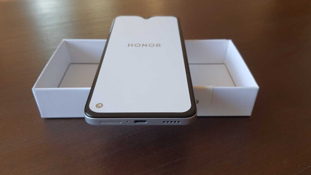 Смартфон Honor 400 Smart, 4GB RAM, 128GB, 5G, Meteor Silver