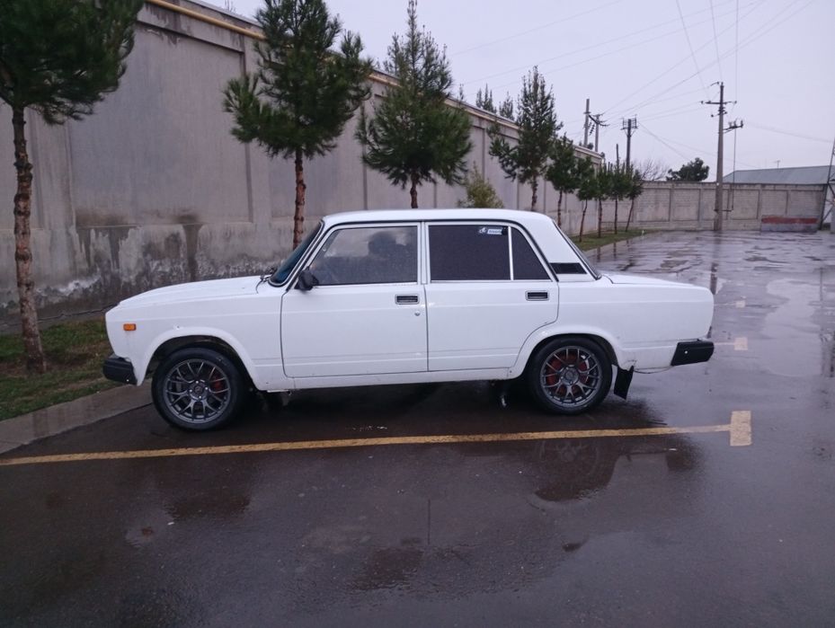 Vaz 2107 ideal xolatda