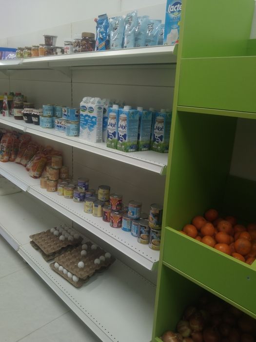 Стеллаж сатылады магазинге