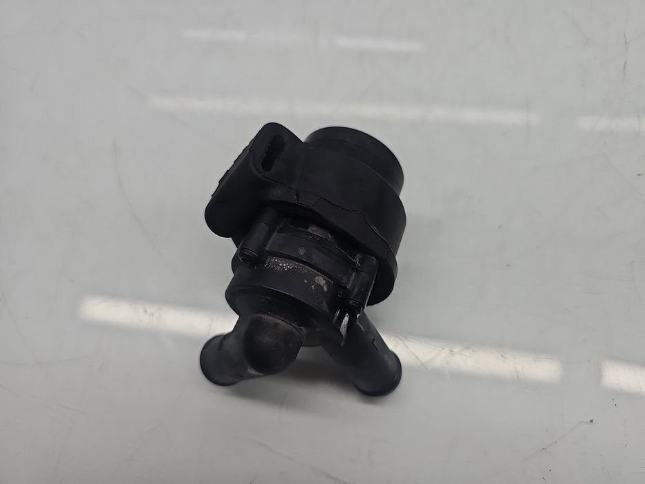 Pompa recirculare apa Volvo S80 II [Fabr 2006-2016] 31332380 2.0 D4204