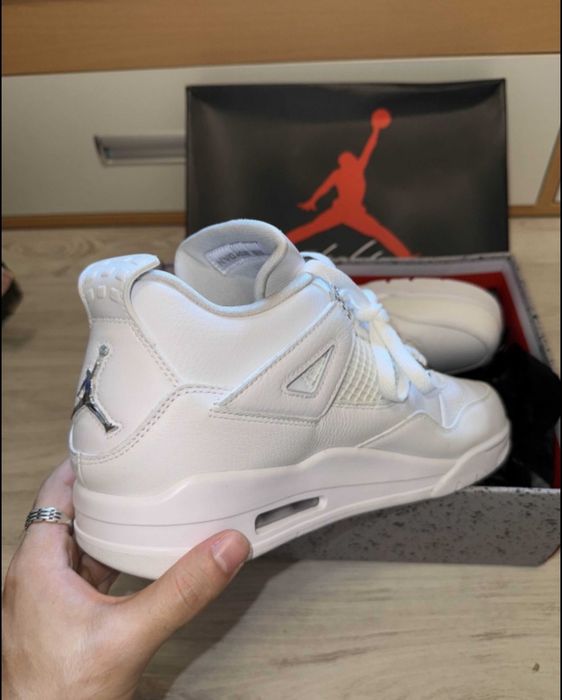 Оригинални Nike Air Jordan 4 Бели