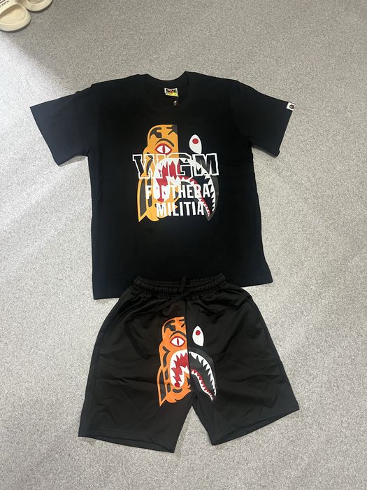 Футболки и шорты  Bape/Бэйп