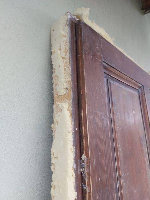 Vând usa lemn 90x212