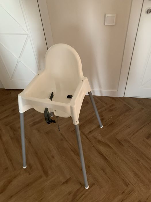 Детский обеденный стол