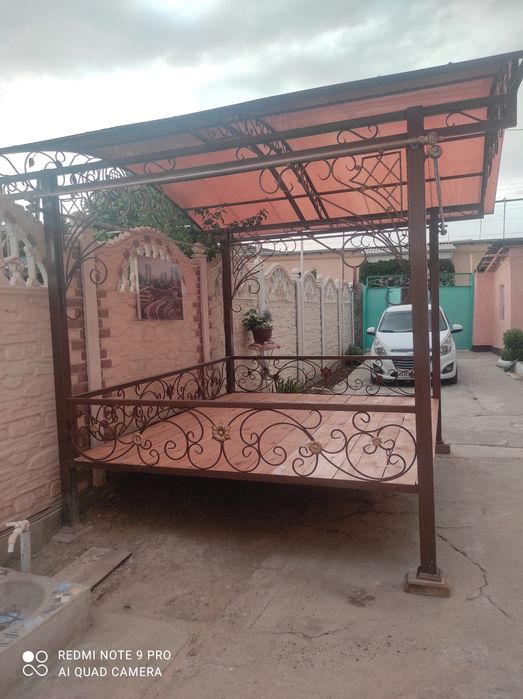 Продаётся топчан. Уют для вашего двора.