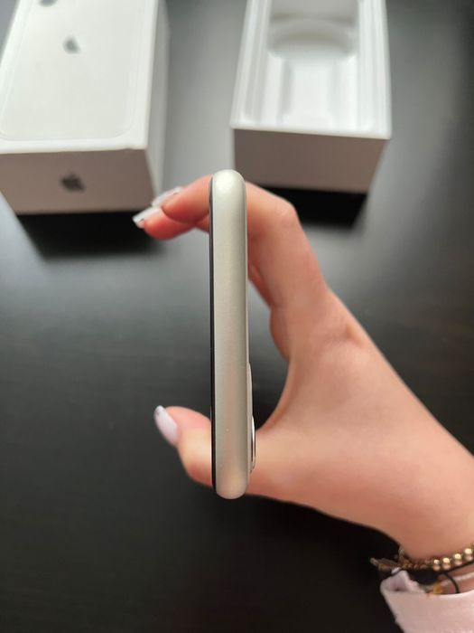 Iphone 11 White 64Gb