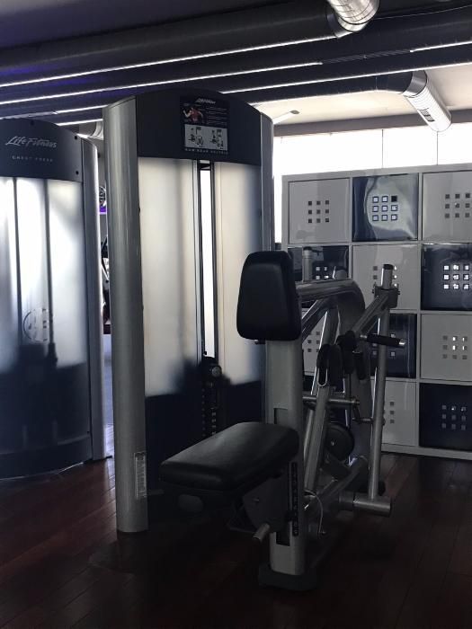 Фитнес уред Life Fitness Signature Series Row/Rear Deltoid