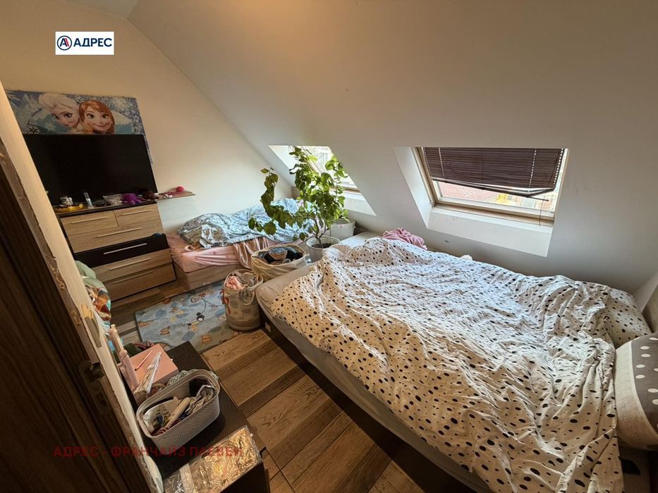 2-стаен в Плевен-Широк център площ 80 цена 118000