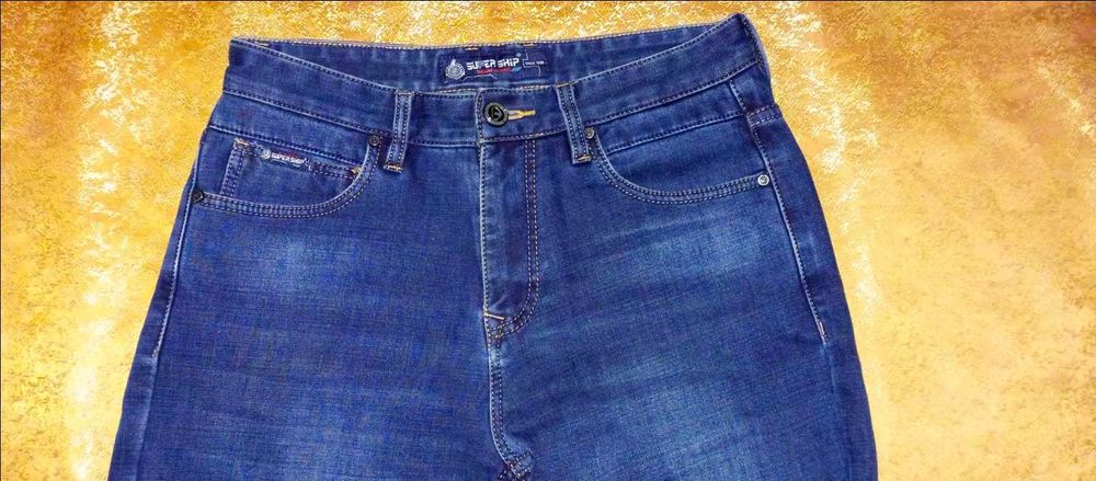 Продаются джинсы