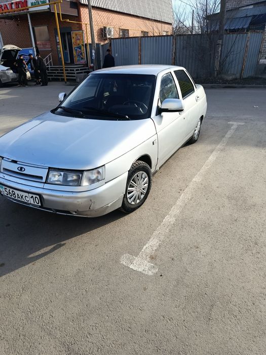 Продам авто ваз 2110