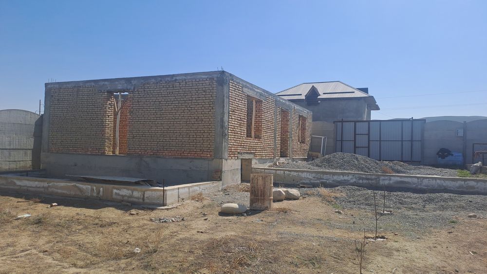 Тогалланмаган участка уй сотилади