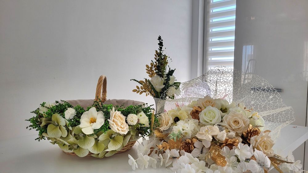 Cos impodobit cu flori, multiple modele