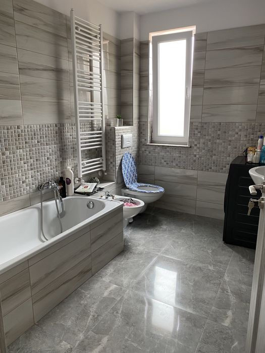 De închiriat Apartament 2 camere | Măgura, Bacău | Etaj 1 Curte + Parcare