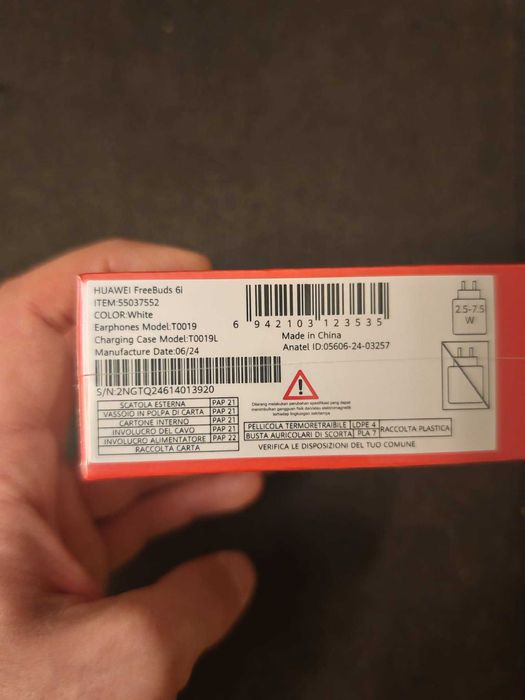 True wireless слушалки HUAWEI FreeBuds 6i white, безжична връзка