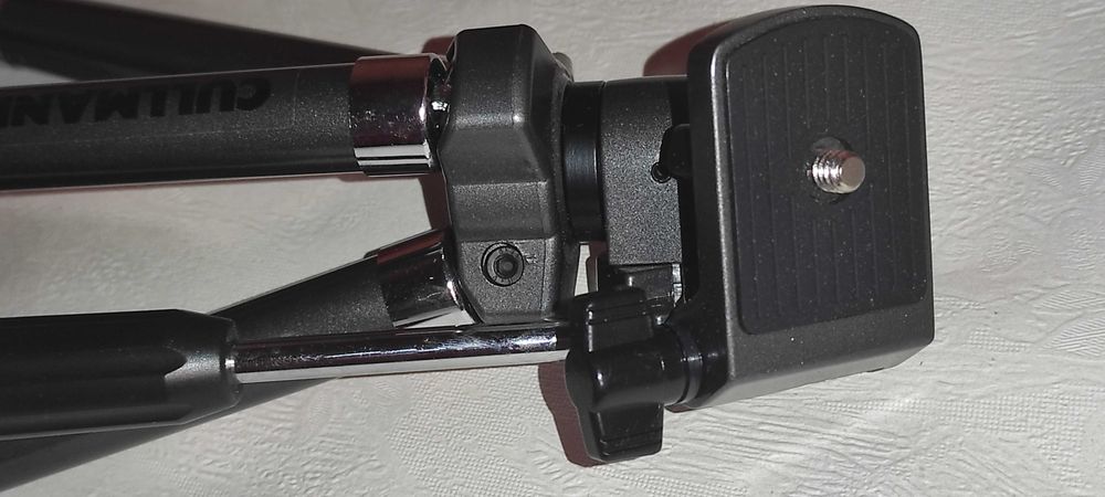 Trepied / tripod / stativ - foto video nou nefolosit  CULMANN 50011- 10 segmente
