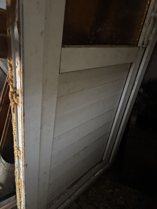 Пластиковая дверь 193/78